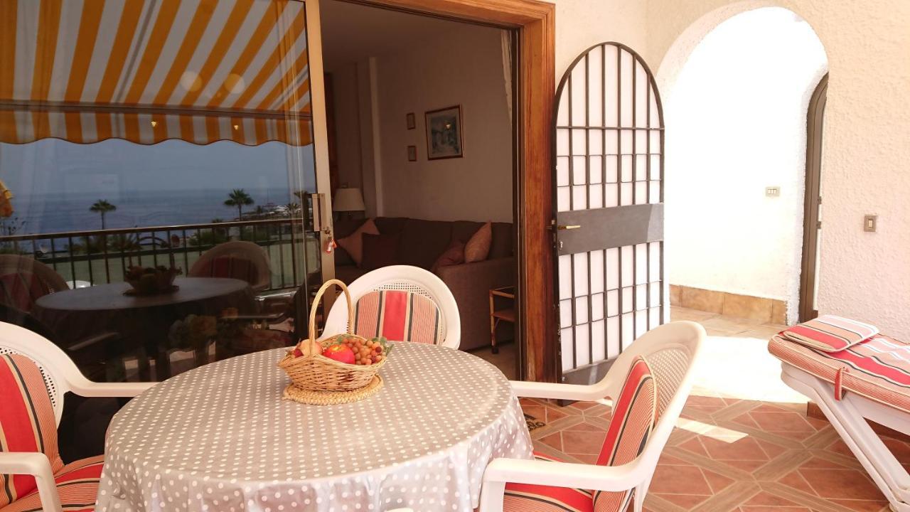 Apartment Mit Sonnenterrasse Und Panorama - Meerblick, 5 Min. Von Hafen + Strand Acantilado de los Gigantes Exteriör bild